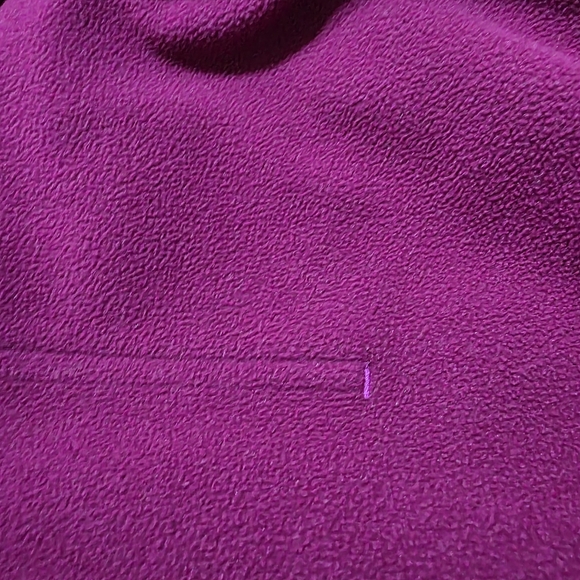 Under Armour Purple Sweatshirt Hoodie Athletic Top Women's Size M - Picture 10 of 11